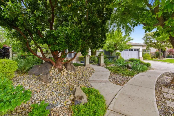 $649,000 | 2499 Appleleaf Lane, Manteca, CA 95336