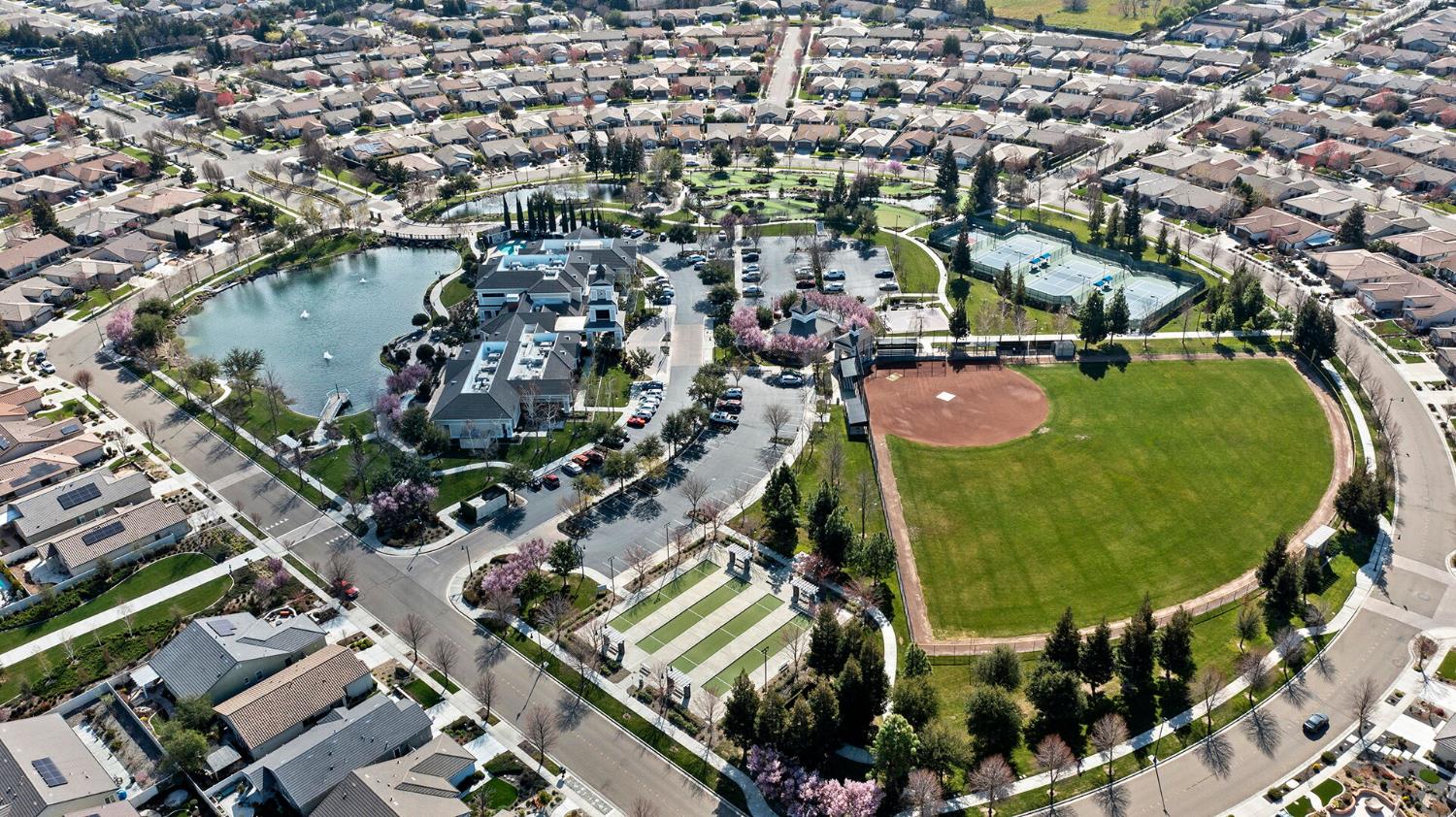 2499 Appleleaf Lane Manteca, CA 95336 - Photo 54 of 55 an aerial view of a residential houses with outdoor space and street view