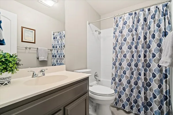 $860,000 | 3803 Frodo Cove, Austin, TX 78739