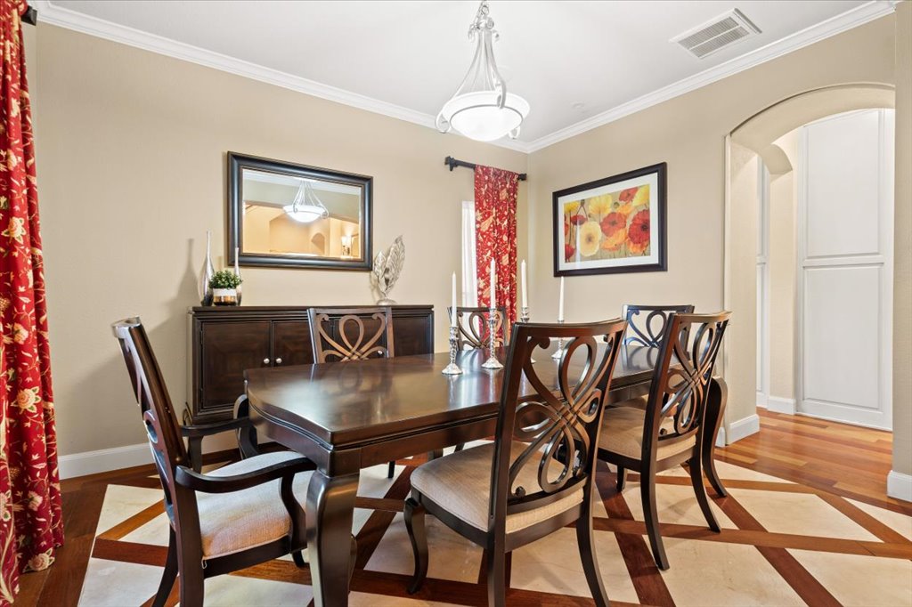 3803 Frodo Cove Austin, TX 78739 - Photo 9 of 40 a dining room with furniture and window