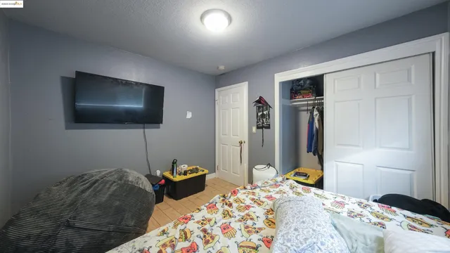 $698,000 | 2120 East 22nd Street, Oakland, CA 94606