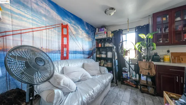 $698,000 | 2120 East 22nd Street, Oakland, CA 94606