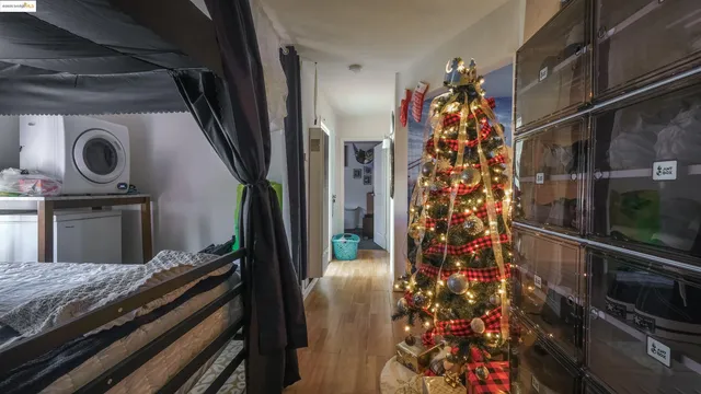 $698,000 | 2120 East 22nd Street, Oakland, CA 94606