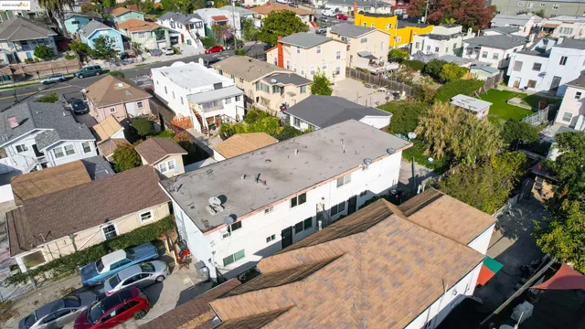 $698,000 | 2120 East 22nd Street, Oakland, CA 94606