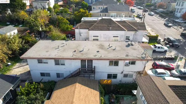 $698,000 | 2120 East 22nd Street, Oakland, CA 94606