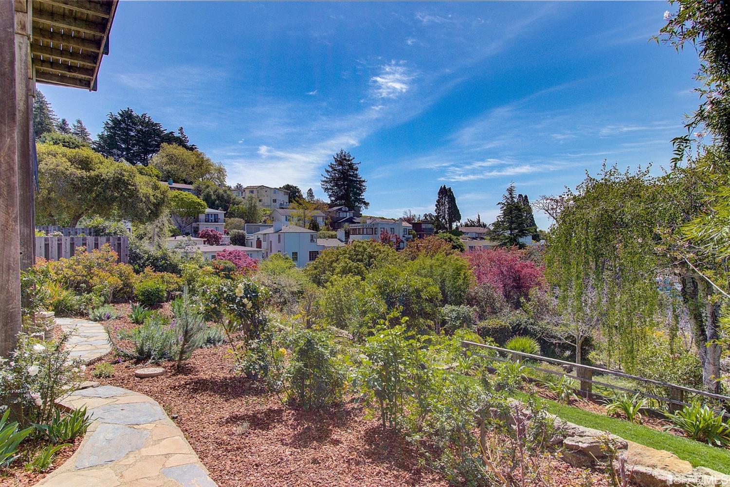 520 Cragmont Avenue Berkeley, CA 94708 - Photo 43 of 48