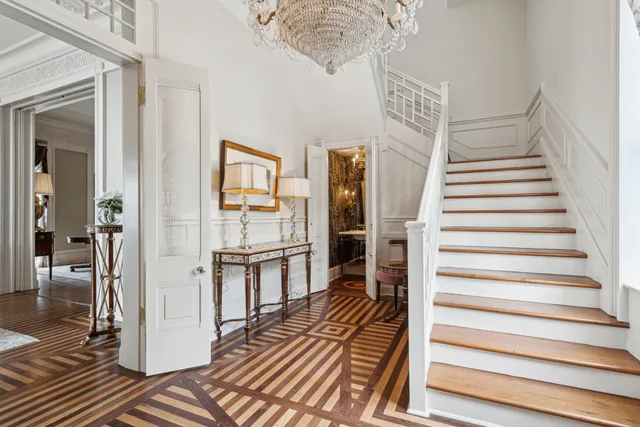 $28,000,000 | 25 East Battery, Charleston, SC 29401