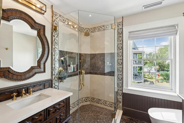 $28,000,000 | 25 East Battery, Charleston, SC 29401