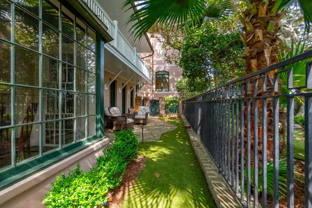 $28,000,000 | 25 East Battery, Charleston, SC 29401