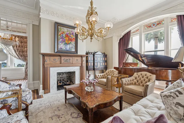 $28,000,000 | 25 East Battery, Charleston, SC 29401