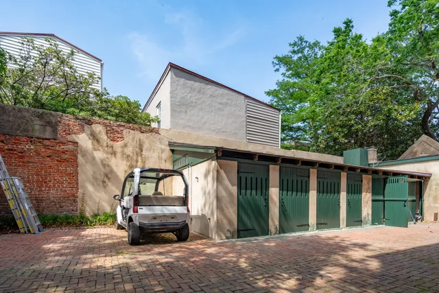 $28,000,000 | 25 East Battery, Charleston, SC 29401