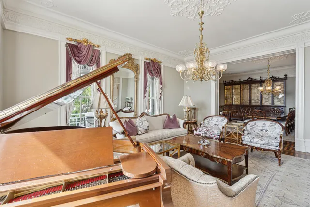 $28,000,000 | 25 East Battery, Charleston, SC 29401