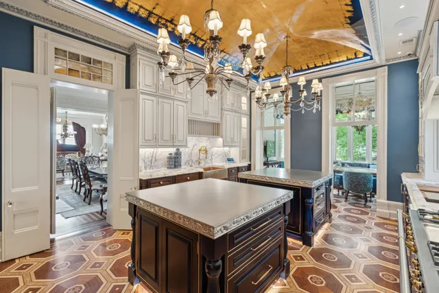 $28,000,000 | 25 East Battery, Charleston, SC 29401