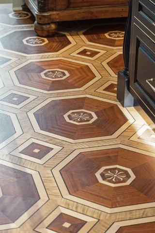 $28,000,000 | 25 East Battery, Charleston, SC 29401