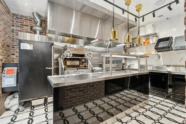 $28,000,000 | 25 East Battery, Charleston, SC 29401