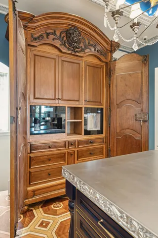 $28,000,000 | 25 East Battery, Charleston, SC 29401