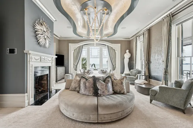 $28,000,000 | 25 East Battery, Charleston, SC 29401