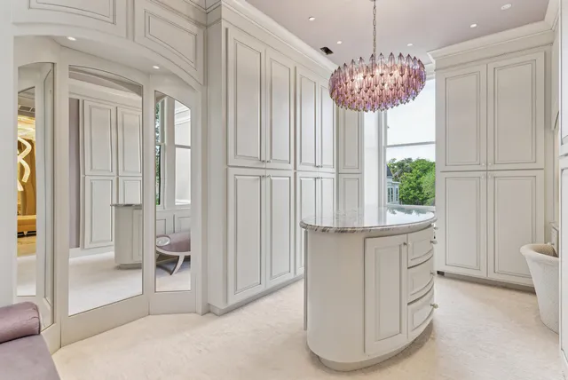 $28,000,000 | 25 East Battery, Charleston, SC 29401