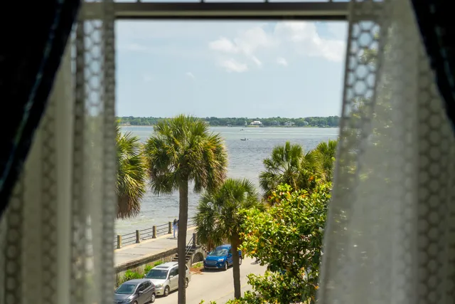 $28,000,000 | 25 East Battery, Charleston, SC 29401