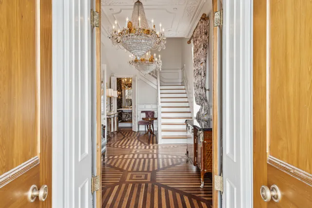 $28,000,000 | 25 East Battery, Charleston, SC 29401