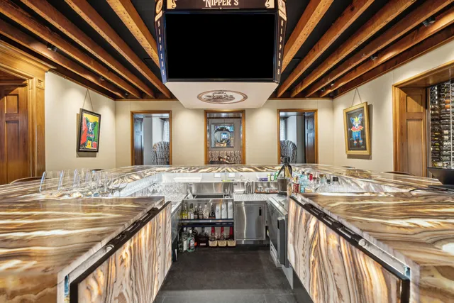 $28,000,000 | 25 East Battery, Charleston, SC 29401