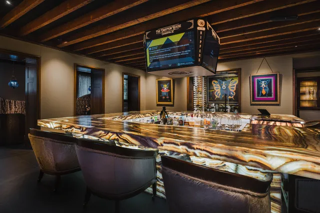 $28,000,000 | 25 East Battery, Charleston, SC 29401