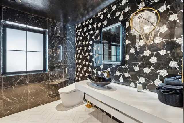 $28,000,000 | 25 East Battery, Charleston, SC 29401