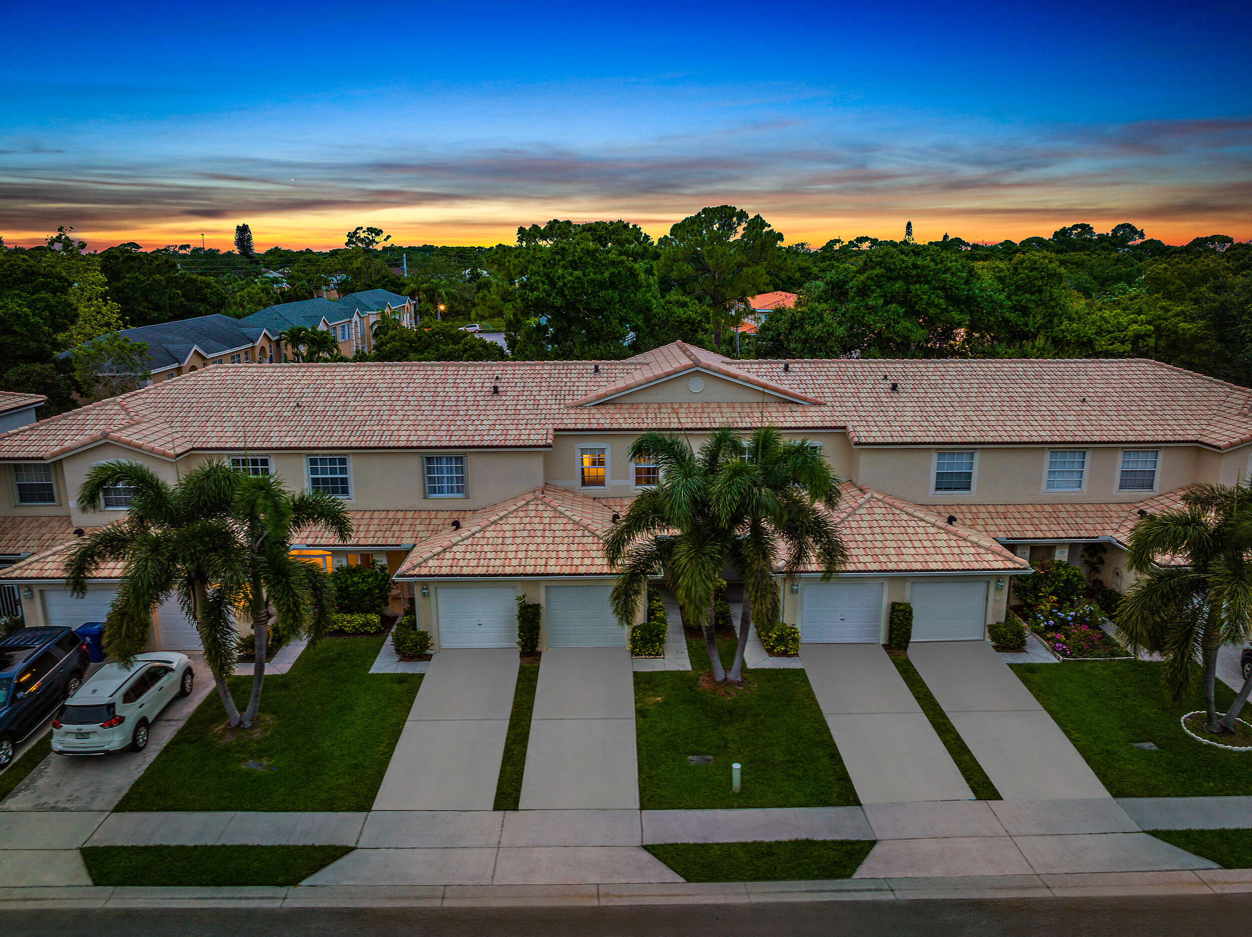 166 Timberwalk Trail Jupiter, FL 33458 - Photo 18 of 21 166 Timberwalk Trail Twilight