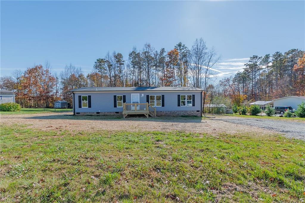 120 Culpepper Lane Ronda, NC 28670 - Photo 1 of 12 Gallery Image 1