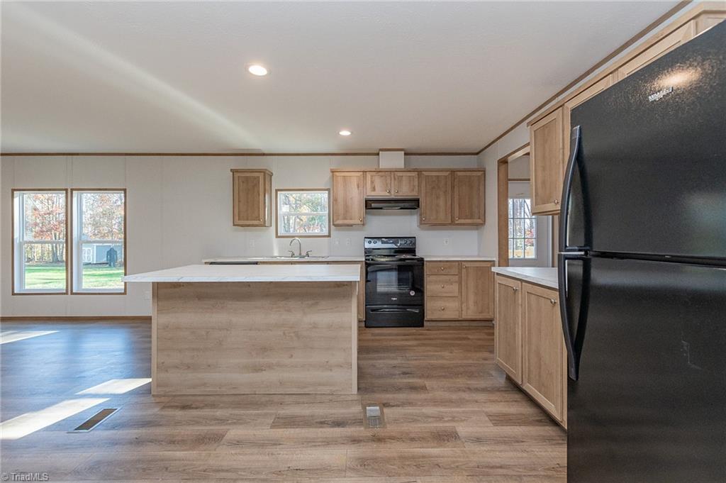 120 Culpepper Lane Ronda, NC 28670 - Photo 4 of 12 Gallery Image 4