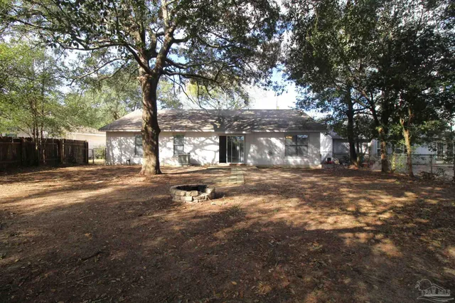 $1,600 | 4929 Randee Circle, Pensacola, FL 32526