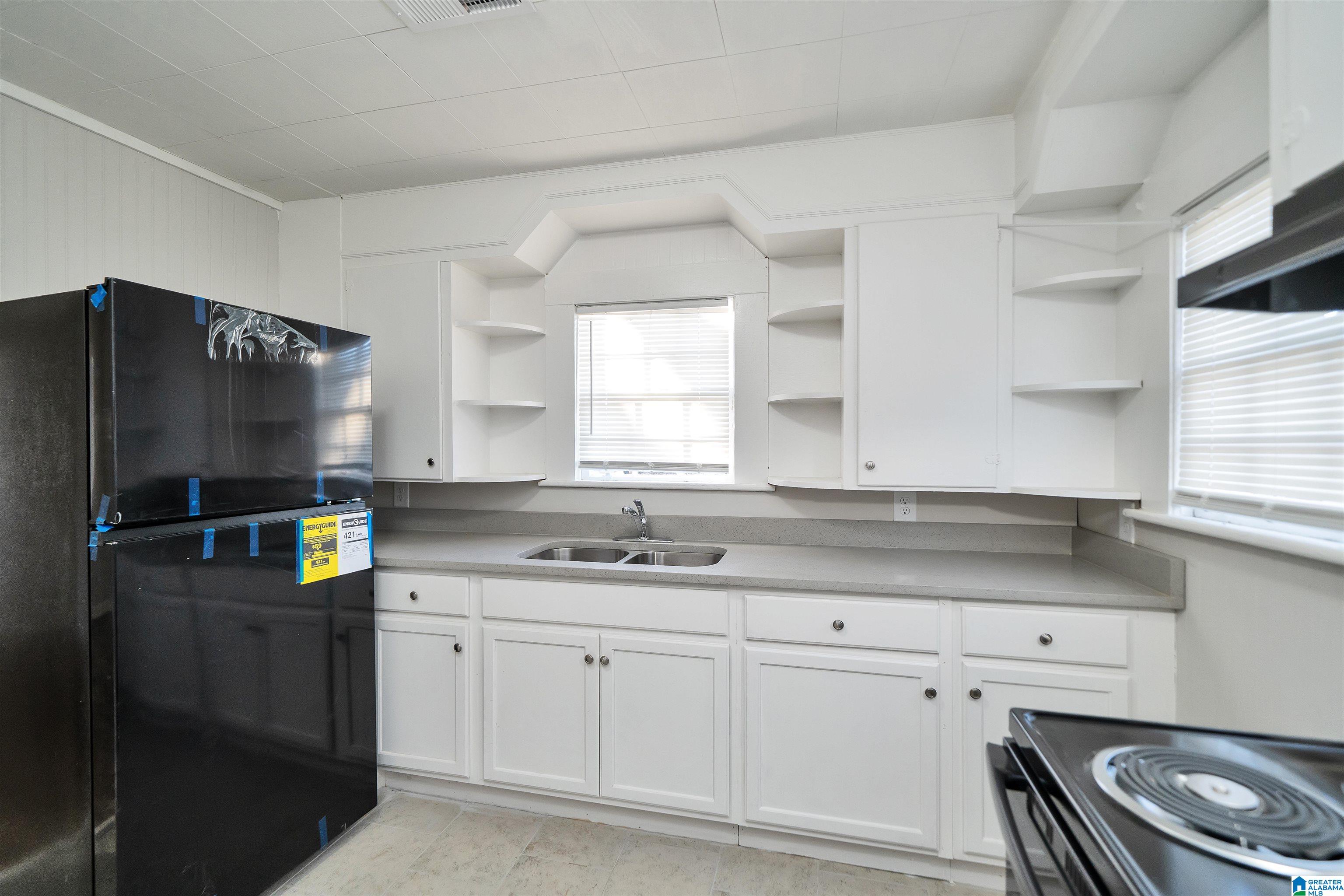 324 Simpson Street Southeast Hartselle, AL 35640 - Photo 8 of 15