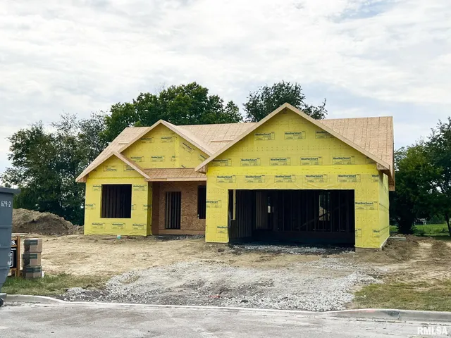 $399,000 | 1213 Parkview Drive, Eureka, IL 61530