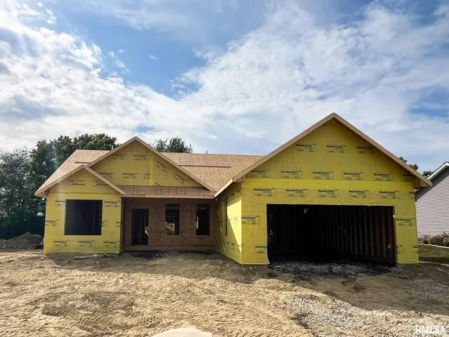 $399,000 | 1213 Parkview Drive, Eureka, IL 61530