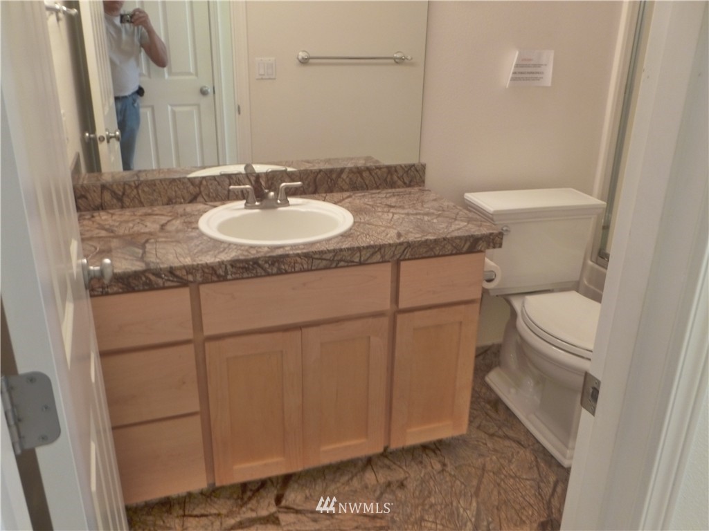 409 Jackson Street Steilacoom, WA 98388 - Photo 16 of 24