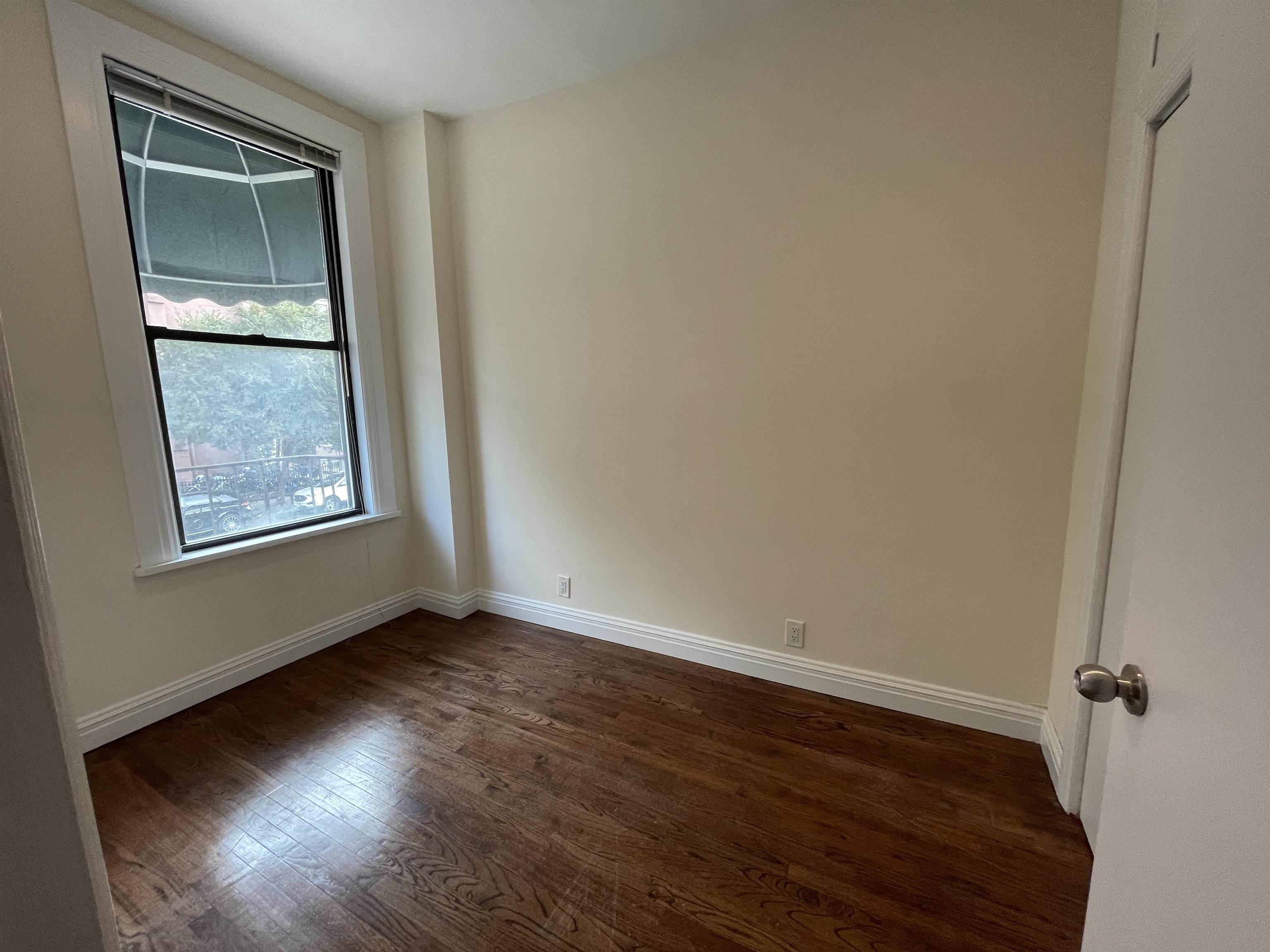 728 Washington Street, Unit 1 Hoboken, NJ 07030 - Photo 9 of 11