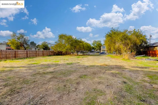 a view of lawn tennis court