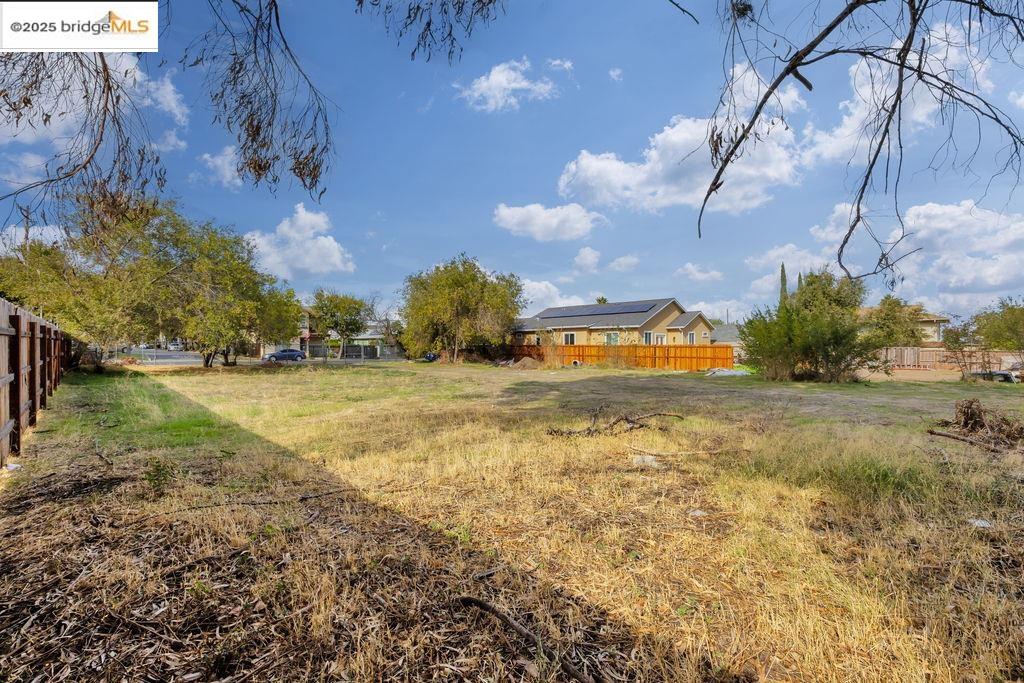64 South Bella Monte Avenue Bay Point, CA 94565 - Photo 15 of 38 a view of a yard