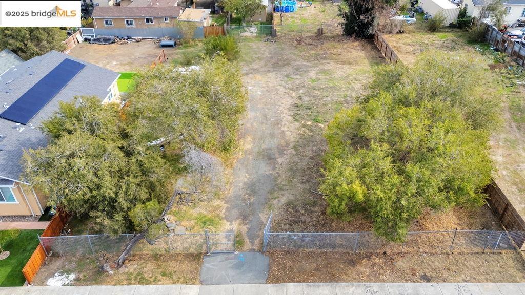 64 South Bella Monte Avenue Bay Point, CA 94565 - Photo 36 of 38 a view of a yard