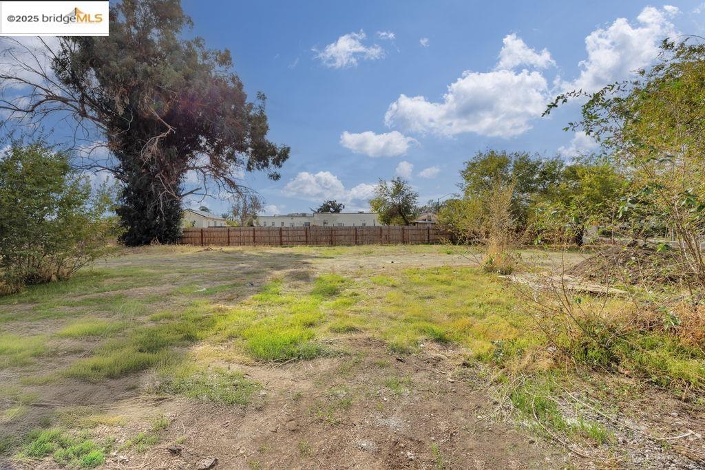 64 South Bella Monte Avenue Bay Point, CA 94565 - Photo 8 of 38 a view of a yard with an outdoor space