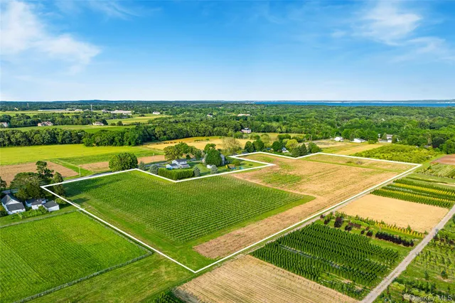 a view of an outdoor space and tennis court