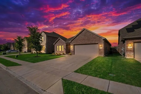 $2,250 | 1836 Lockhart Drive, Forney, TX 75126
