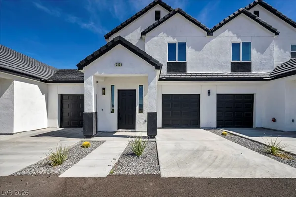 $300,000 | 382 East Erin Street, Pahrump, NV 89048