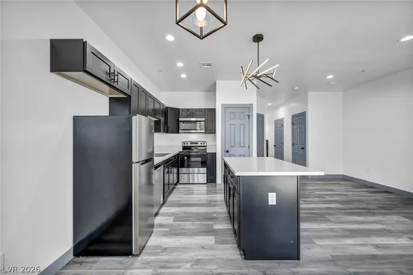 $300,000 | 382 East Erin Street, Pahrump, NV 89048