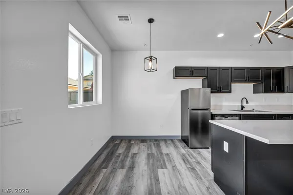 $300,000 | 382 East Erin Street, Pahrump, NV 89048