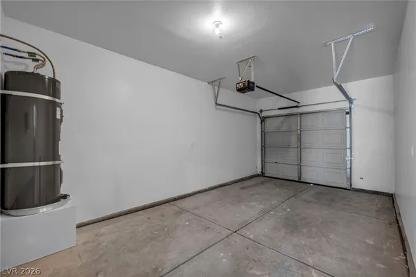 $300,000 | 382 East Erin Street, Pahrump, NV 89048