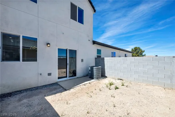 $300,000 | 382 East Erin Street, Pahrump, NV 89048