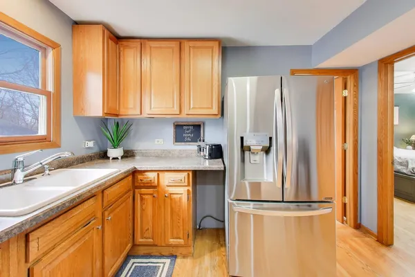 $369,000 | 25097 West Buena Avenue, Lake Villa, IL 60046