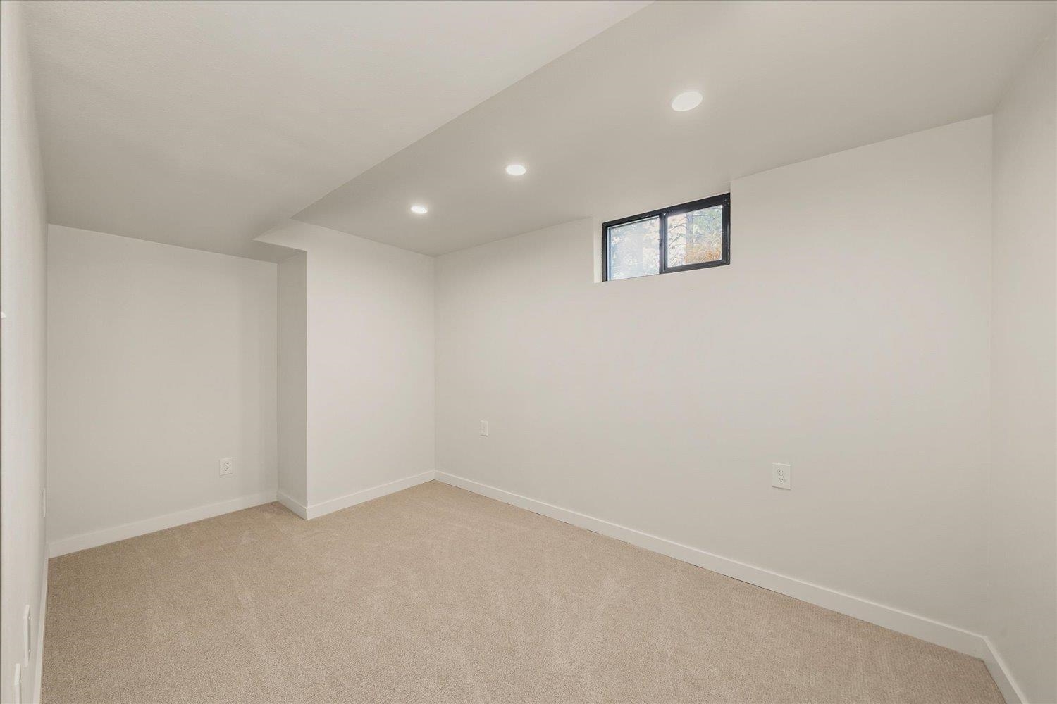 3621 South Bernard Street Spokane, WA 99203 - Photo 24 of 32