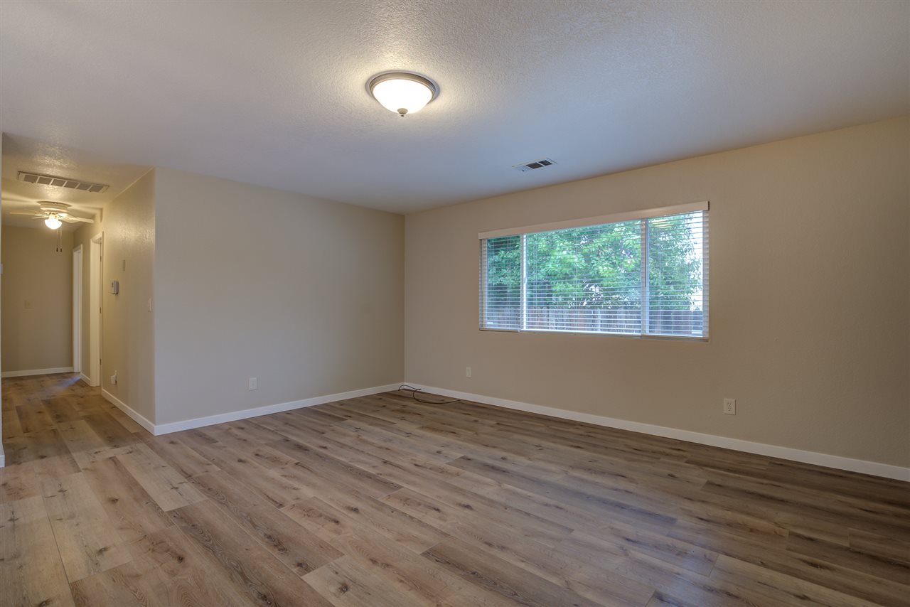 1338 Franzel Road Red Bluff, CA 96080 - Photo 3 of 32